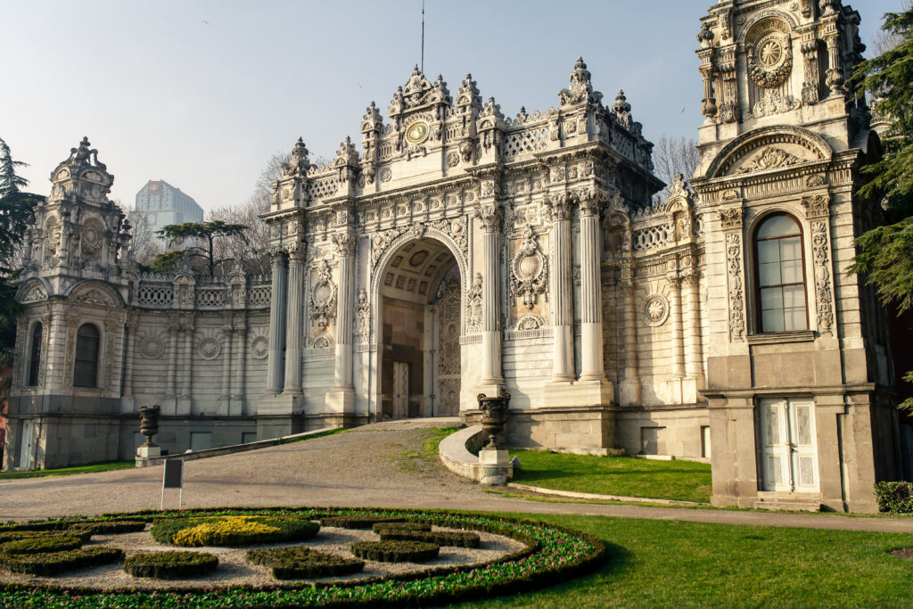 Dolmabahce,Palace,In,Istanbul